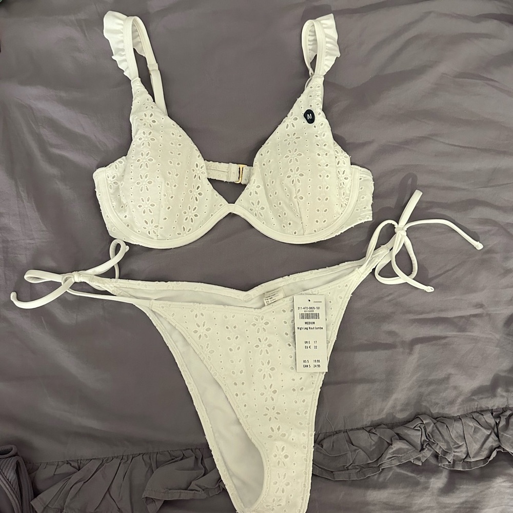 hollister white eyelet bikini set